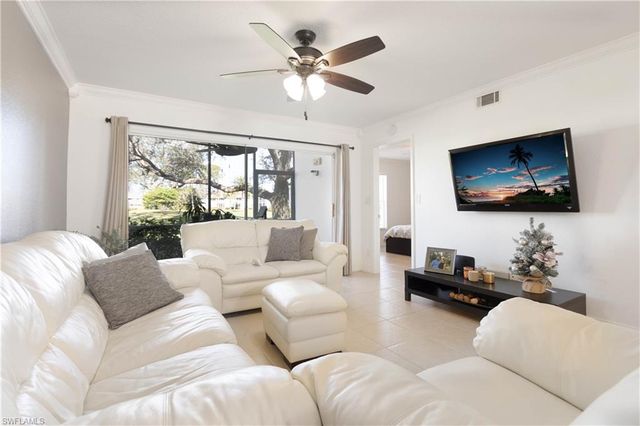 1392 Churchill Cir Apt 103, Naples, FL 34116