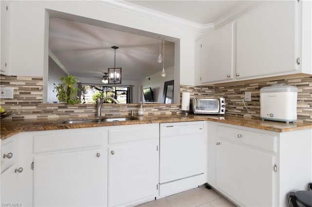 1392 Churchill Cir Apt 103, Naples, FL 34116