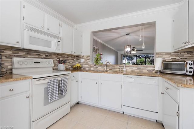 1392 Churchill Cir Apt 103, Naples, FL 34116