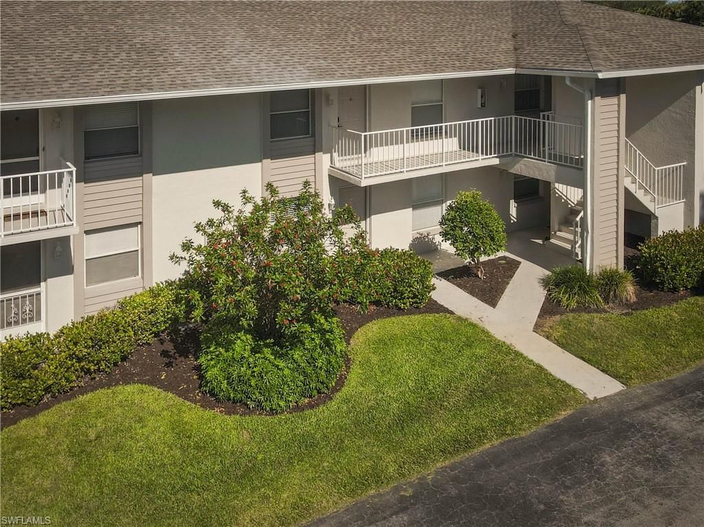 1392 Churchill Cir Apt 103, Naples, FL 34116