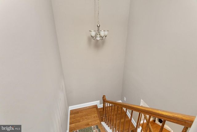 15 BARCLAY CT, Bordentown, NJ 08505