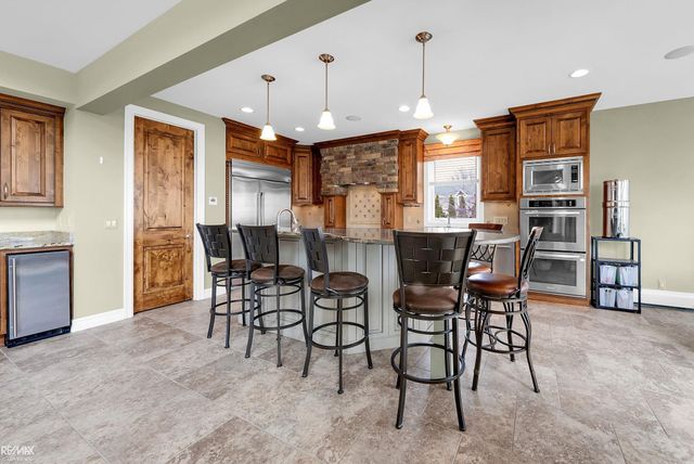 26918 Koerber Street, St Clair Shores, MI 48081