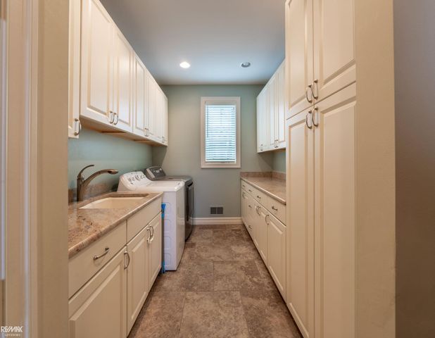 26918 Koerber Street, St Clair Shores, MI 48081