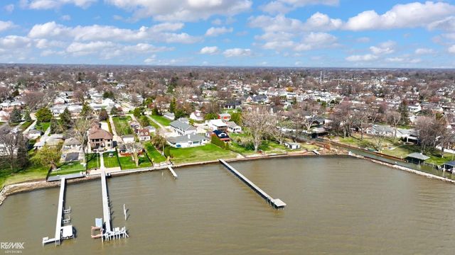 26918 Koerber Street, St Clair Shores, MI 48081