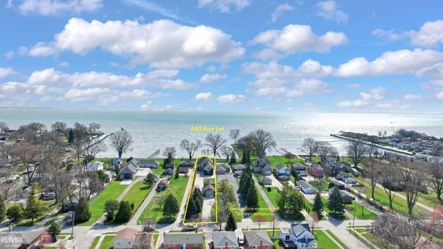 26918 Koerber Street, St Clair Shores, MI 48081