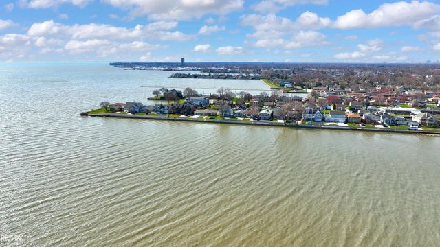 26918 Koerber Street, St Clair Shores, MI 48081