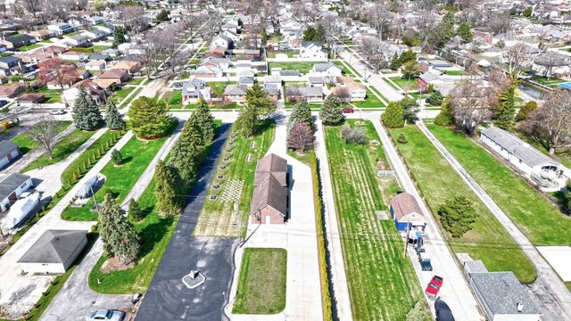 26918 Koerber Street, St Clair Shores, MI 48081