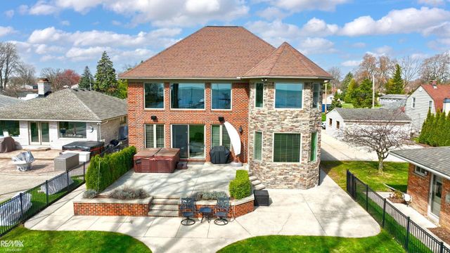 26918 Koerber Street, St Clair Shores, MI 48081