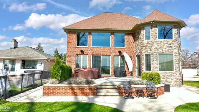 26918 Koerber Street, St Clair Shores, MI 48081