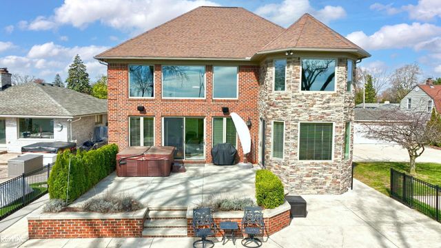 26918 Koerber Street, St Clair Shores, MI 48081