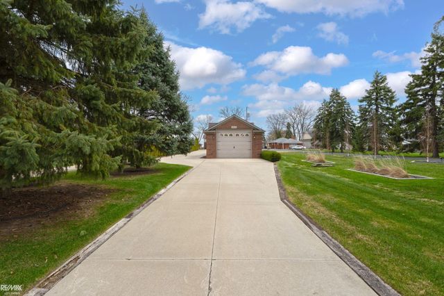 26918 Koerber Street, St Clair Shores, MI 48081