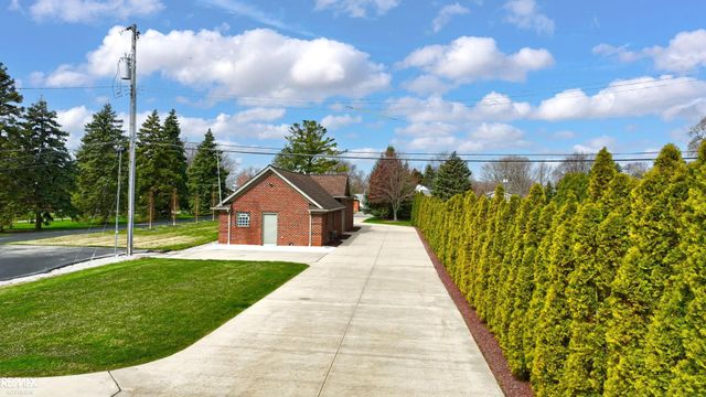 26918 Koerber Street, St Clair Shores, MI 48081