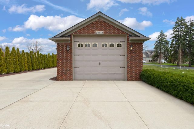 26918 Koerber Street, St Clair Shores, MI 48081