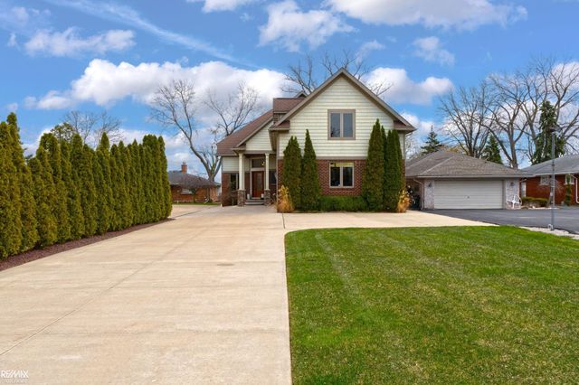 26918 Koerber Street, St Clair Shores, MI 48081