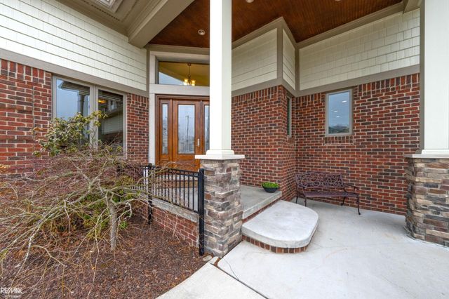 26918 Koerber Street, St Clair Shores, MI 48081