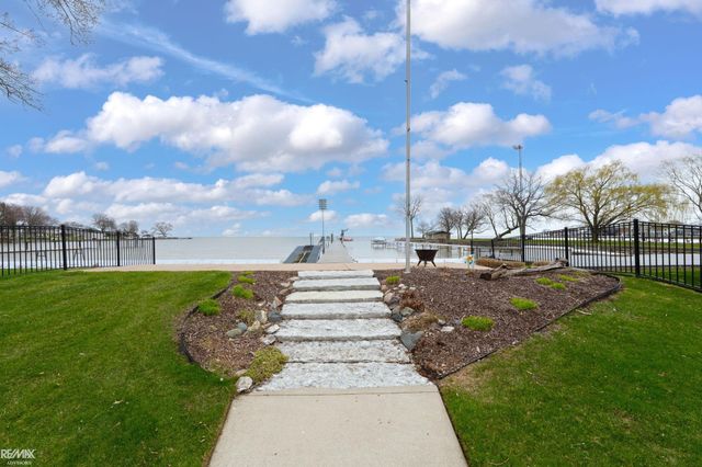 26918 Koerber Street, St Clair Shores, MI 48081