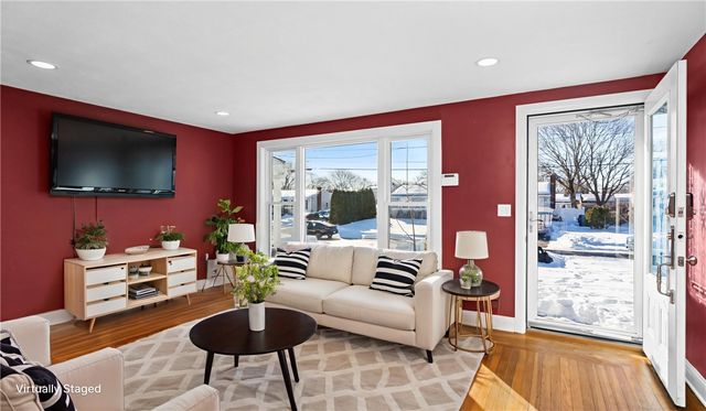 96 Moccasin Drive, Warwick, RI 02889