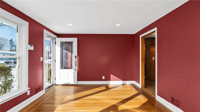 96 Moccasin Drive, Warwick, RI 02889