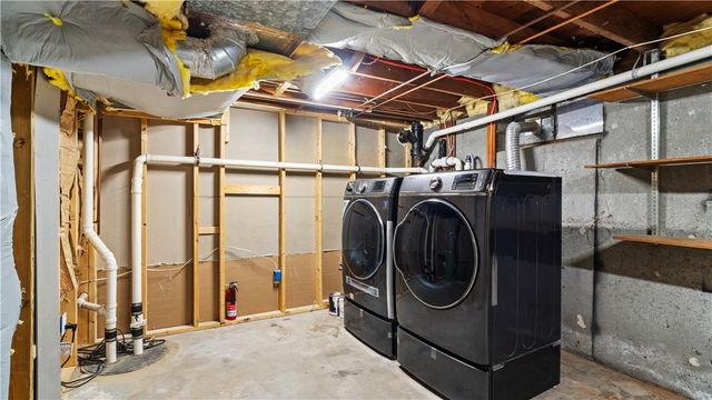 96 Moccasin Drive, Warwick, RI 02889