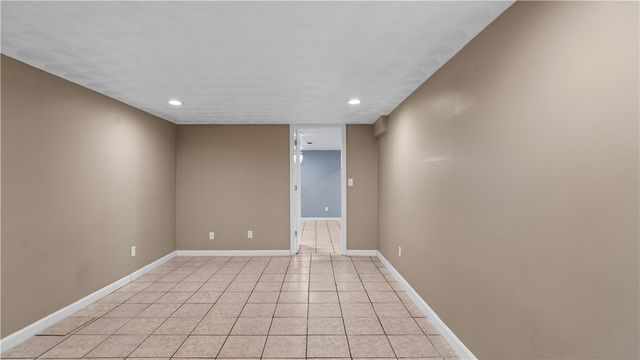 96 Moccasin Drive, Warwick, RI 02889