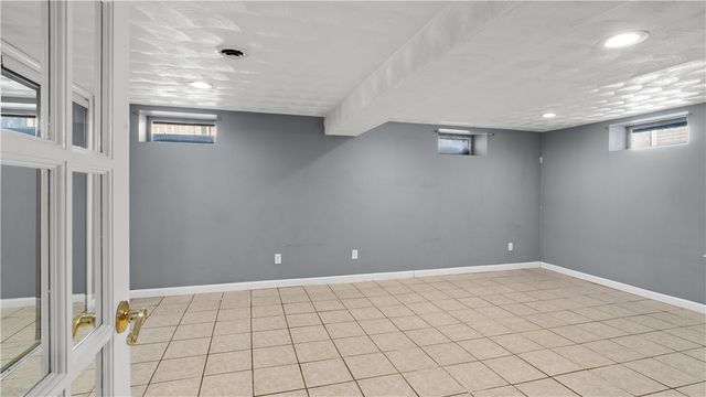 96 Moccasin Drive, Warwick, RI 02889