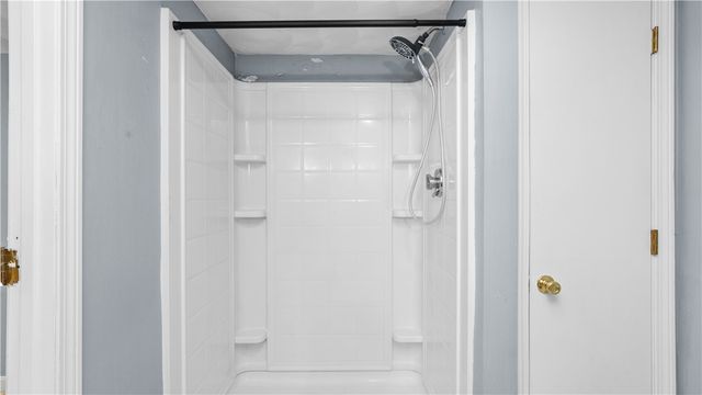 96 Moccasin Drive, Warwick, RI 02889