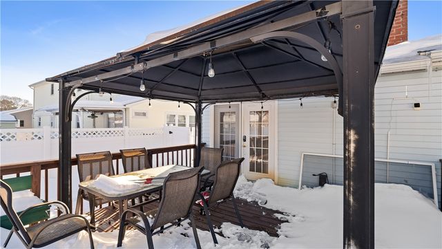 96 Moccasin Drive, Warwick, RI 02889