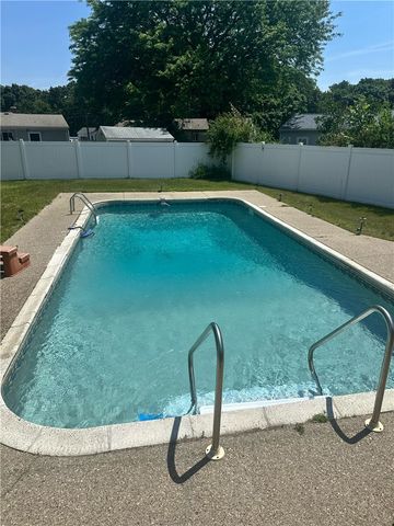 96 Moccasin Drive, Warwick, RI 02889