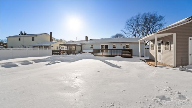 96 Moccasin Drive, Warwick, RI 02889