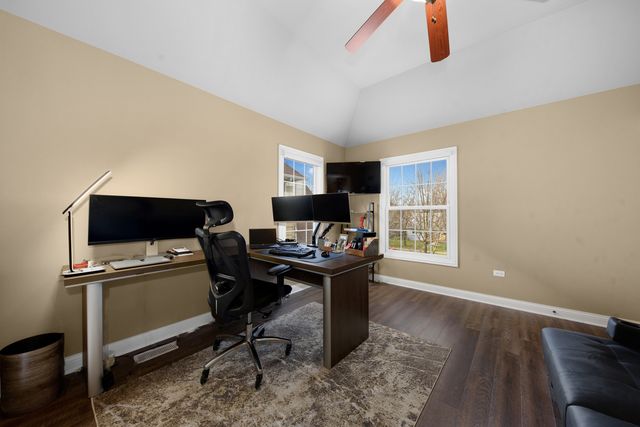 844 N Ellsworth Street, Naperville, IL 60563