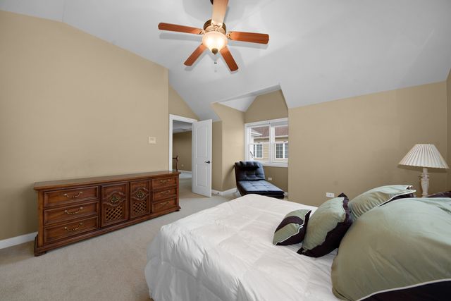 844 N Ellsworth Street, Naperville, IL 60563