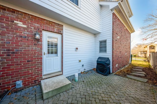 844 N Ellsworth Street, Naperville, IL 60563