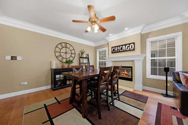 844 N Ellsworth Street, Naperville, IL 60563