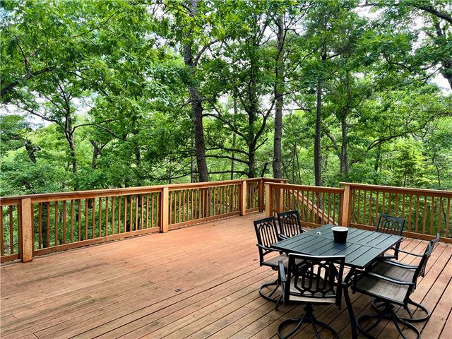 1 Drennon Drive, Eureka Springs, AR 72632