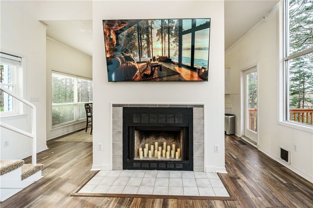 1 Drennon Drive, Eureka Springs, AR 72632
