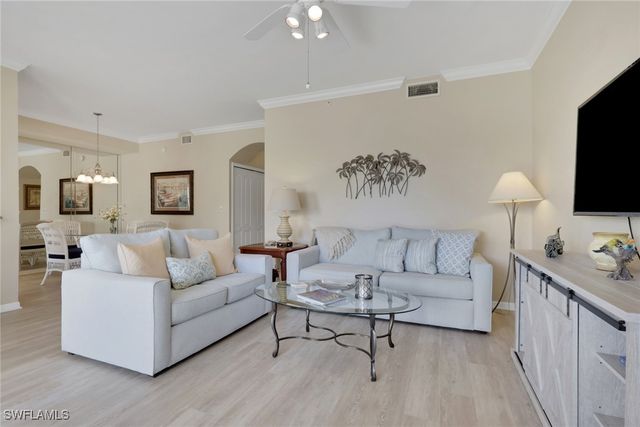 8680 Cedar Hammock CIR 122, Naples, FL 34112