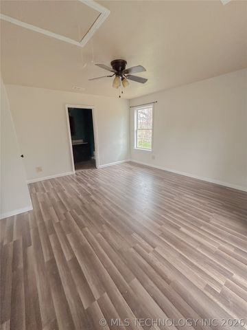 5579 Hardy Springs Road, Mcalester, OK 74501