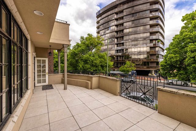1223 W Riverside Ave, Spokane, WA 99201