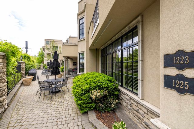 1223 W Riverside Ave, Spokane, WA 99201