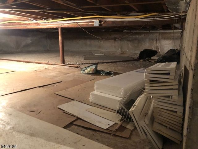 11 Juniper Dr, Readington Twp., NJ 08889