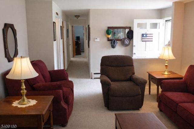 11 Juniper Dr, Readington Twp., NJ 08889