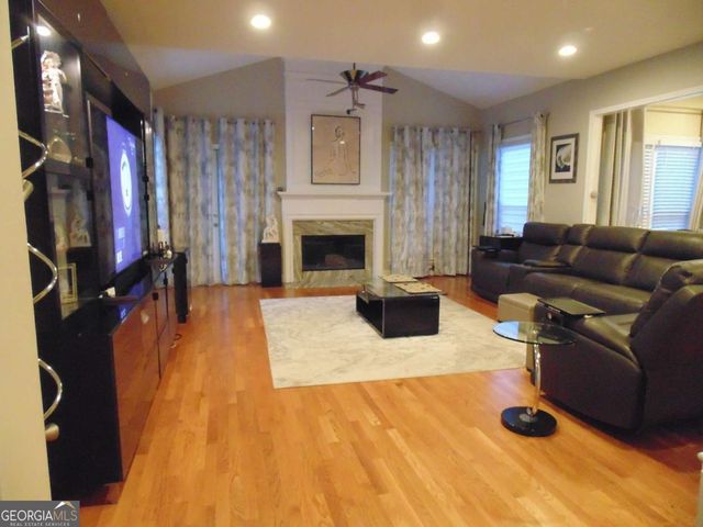 3895 Deauville Way, Cumming, GA 30041