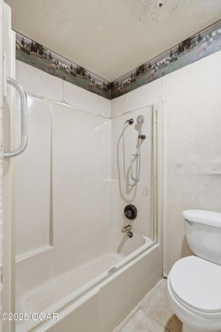 8526 SE 70th Terrace, Baxter Springs, KS 66713