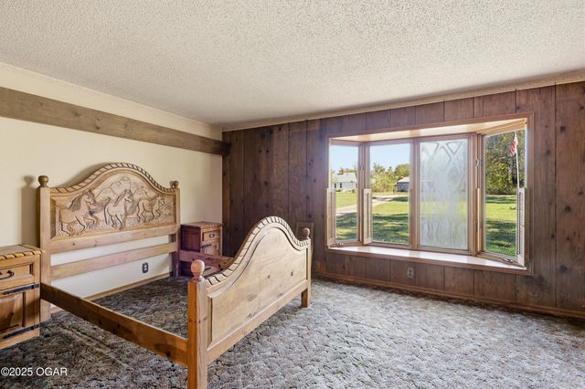 8526 SE 70th Terrace, Baxter Springs, KS 66713