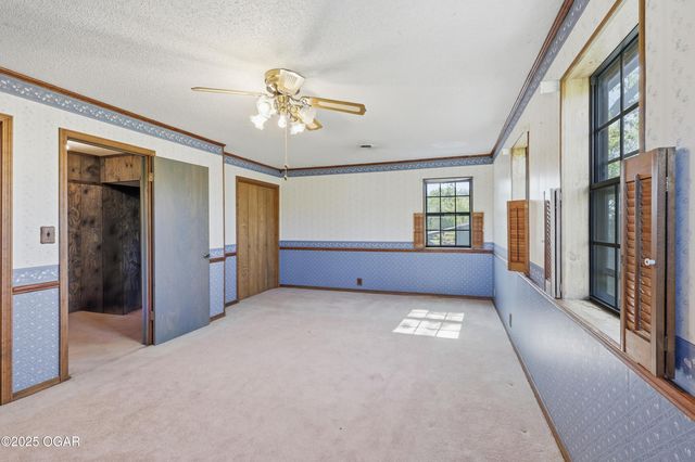 8526 SE 70th Terrace, Baxter Springs, KS 66713