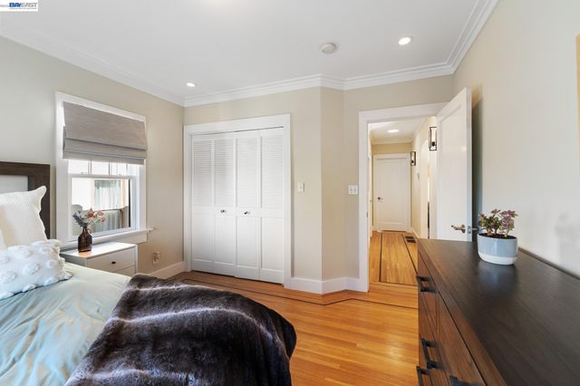 5146 Camden St, Oakland, CA 94619