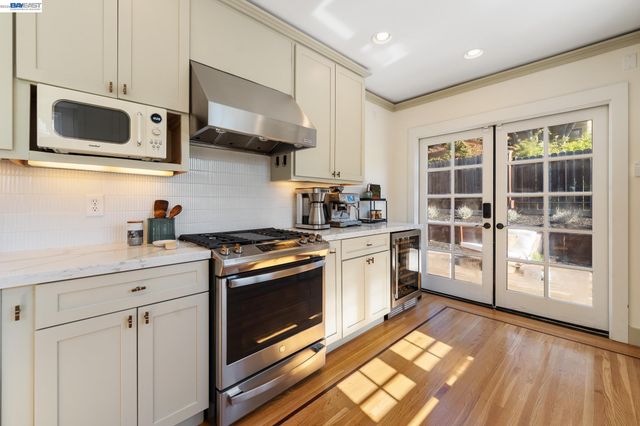 5146 Camden St, Oakland, CA 94619