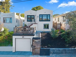 5146 Camden St, Oakland, CA 94619