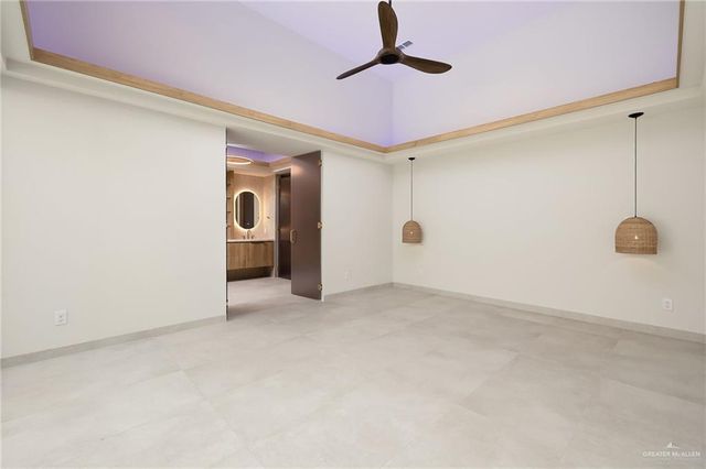 9818 N 24th Lane, Mcallen, TX 78504