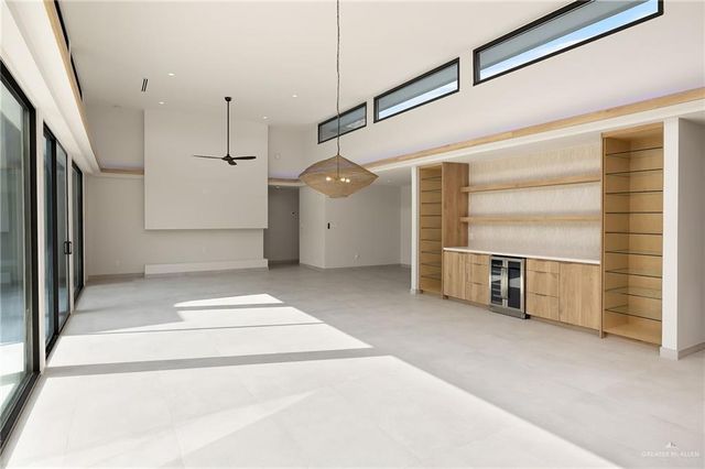 9818 N 24th Lane, Mcallen, TX 78504